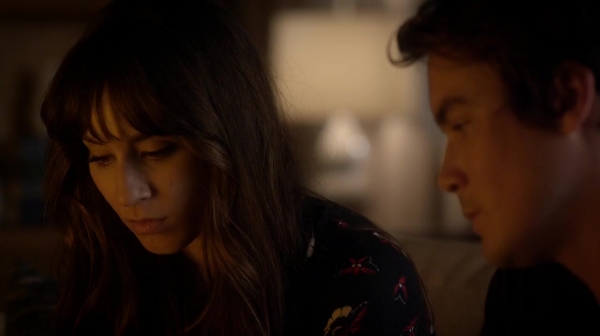 Pretty_Little_Liars_S06E13_The_Gloves_Are_On_720p_WEB-DL_DD5_1_H_264-NTb_2352.jpg