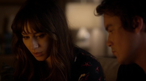Pretty_Little_Liars_S06E13_The_Gloves_Are_On_720p_WEB-DL_DD5_1_H_264-NTb_2353.jpg