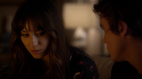 Pretty_Little_Liars_S06E13_The_Gloves_Are_On_720p_WEB-DL_DD5_1_H_264-NTb_2354.jpg