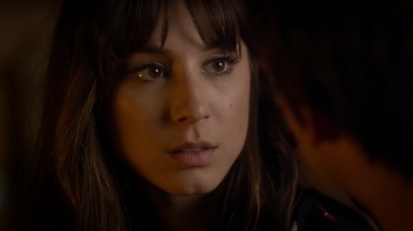 Pretty_Little_Liars_S06E13_The_Gloves_Are_On_720p_WEB-DL_DD5_1_H_264-NTb_2396.jpg