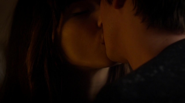 Pretty_Little_Liars_S06E13_The_Gloves_Are_On_720p_WEB-DL_DD5_1_H_264-NTb_2405.jpg