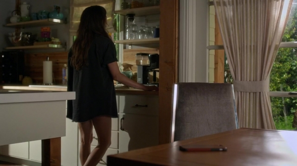 Pretty_Little_Liars_S06E14_New_Guys_New_Lies_REPACK_720p_WEB-DL_DD5_1_H_264-NTb_0114.jpg