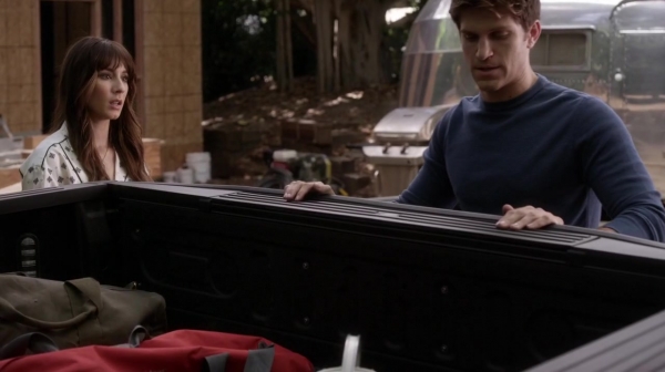 Pretty_Little_Liars_S06E14_New_Guys_New_Lies_REPACK_720p_WEB-DL_DD5_1_H_264-NTb_1739.jpg