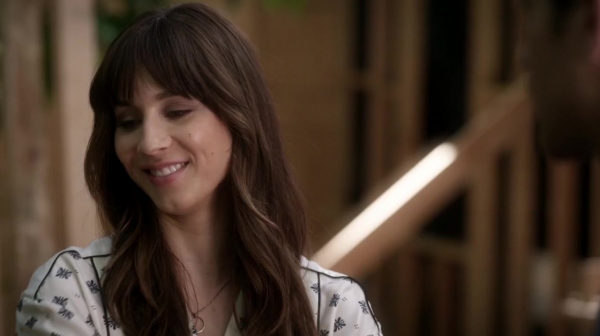 Pretty_Little_Liars_S06E14_New_Guys_New_Lies_REPACK_720p_WEB-DL_DD5_1_H_264-NTb_1744.jpg