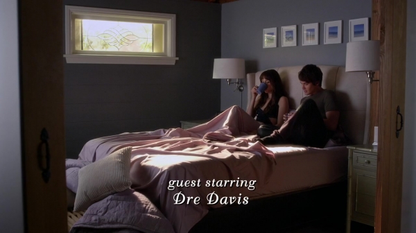 Pretty_Little_Liars_S06E15_Do_Not_Disturb_720p_WEB-DL_DD5_1_H_264-NTb_0303.jpg