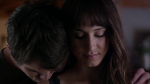 Pretty_Little_Liars_S06E15_Do_Not_Disturb_720p_WEB-DL_DD5_1_H_264-NTb_0428.jpg