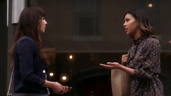 Pretty_Little_Liars_S06E15_Do_Not_Disturb_720p_WEB-DL_DD5_1_H_264-NTb_0936.jpg