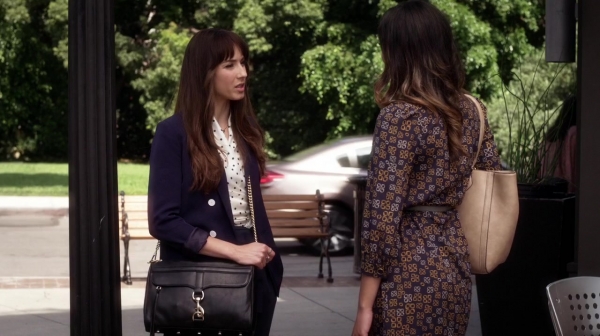 Pretty_Little_Liars_S06E15_Do_Not_Disturb_720p_WEB-DL_DD5_1_H_264-NTb_0968.jpg