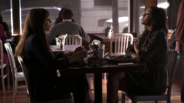 Pretty_Little_Liars_S06E15_Do_Not_Disturb_720p_WEB-DL_DD5_1_H_264-NTb_1091.jpg