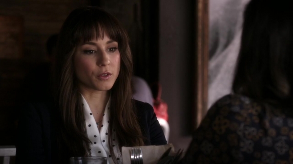 Pretty_Little_Liars_S06E15_Do_Not_Disturb_720p_WEB-DL_DD5_1_H_264-NTb_1116.jpg