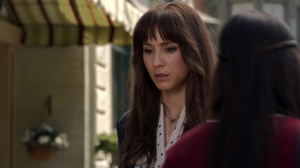 Pretty_Little_Liars_S06E15_Do_Not_Disturb_720p_WEB-DL_DD5_1_H_264-NTb_1616.jpg