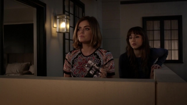 Pretty_Little_Liars_S06E15_Do_Not_Disturb_720p_WEB-DL_DD5_1_H_264-NTb_1866.jpg