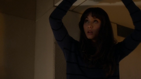 Pretty_Little_Liars_S06E15_Do_Not_Disturb_720p_WEB-DL_DD5_1_H_264-NTb_1918.jpg