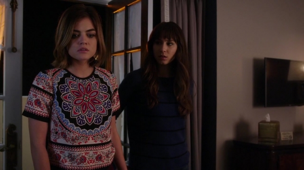Pretty_Little_Liars_S06E15_Do_Not_Disturb_720p_WEB-DL_DD5_1_H_264-NTb_2165.jpg