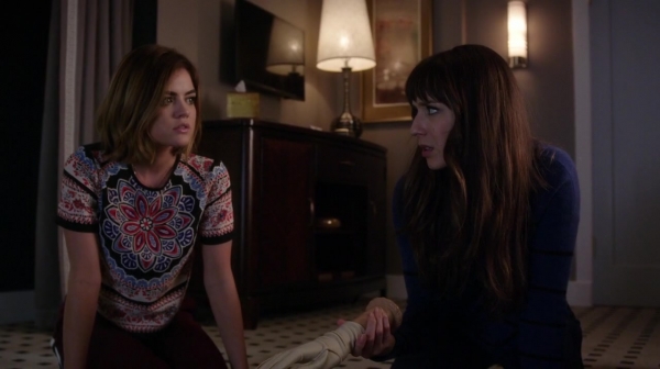 Pretty_Little_Liars_S06E15_Do_Not_Disturb_720p_WEB-DL_DD5_1_H_264-NTb_2192.jpg
