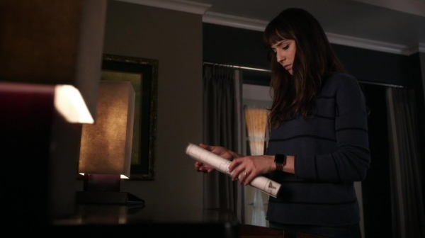 Pretty_Little_Liars_S06E15_Do_Not_Disturb_720p_WEB-DL_DD5_1_H_264-NTb_2301.jpg