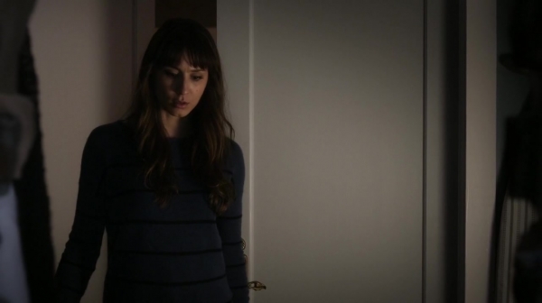 Pretty_Little_Liars_S06E15_Do_Not_Disturb_720p_WEB-DL_DD5_1_H_264-NTb_2434.jpg