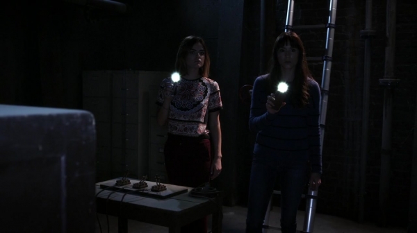 Pretty_Little_Liars_S06E16_Where_Somebody_Waits_for_Me_720p_WEB-DL_DD5_1_H_264-NTb_0120.jpg