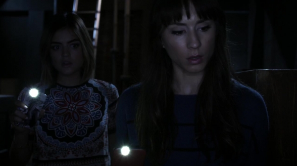Pretty_Little_Liars_S06E16_Where_Somebody_Waits_for_Me_720p_WEB-DL_DD5_1_H_264-NTb_0126.jpg
