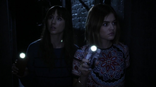 Pretty_Little_Liars_S06E16_Where_Somebody_Waits_for_Me_720p_WEB-DL_DD5_1_H_264-NTb_0162.jpg