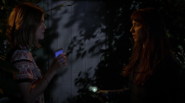 Pretty_Little_Liars_S06E16_Where_Somebody_Waits_for_Me_720p_WEB-DL_DD5_1_H_264-NTb_0220.jpg