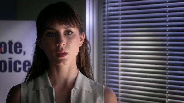 Pretty_Little_Liars_S06E16_Where_Somebody_Waits_for_Me_720p_WEB-DL_DD5_1_H_264-NTb_0552.jpg