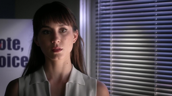 Pretty_Little_Liars_S06E16_Where_Somebody_Waits_for_Me_720p_WEB-DL_DD5_1_H_264-NTb_0553.jpg