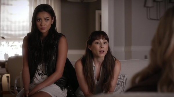Pretty_Little_Liars_S06E16_Where_Somebody_Waits_for_Me_720p_WEB-DL_DD5_1_H_264-NTb_0813.jpg