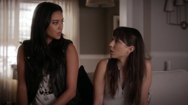 Pretty_Little_Liars_S06E16_Where_Somebody_Waits_for_Me_720p_WEB-DL_DD5_1_H_264-NTb_0836.jpg