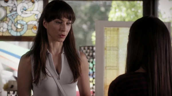 Pretty_Little_Liars_S06E16_Where_Somebody_Waits_for_Me_720p_WEB-DL_DD5_1_H_264-NTb_0996.jpg