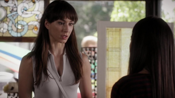 Pretty_Little_Liars_S06E16_Where_Somebody_Waits_for_Me_720p_WEB-DL_DD5_1_H_264-NTb_0997.jpg