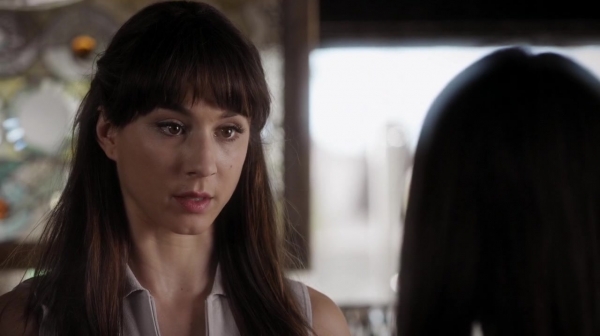 Pretty_Little_Liars_S06E16_Where_Somebody_Waits_for_Me_720p_WEB-DL_DD5_1_H_264-NTb_1010.jpg