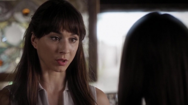 Pretty_Little_Liars_S06E16_Where_Somebody_Waits_for_Me_720p_WEB-DL_DD5_1_H_264-NTb_1020.jpg