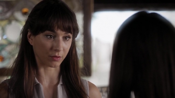 Pretty_Little_Liars_S06E16_Where_Somebody_Waits_for_Me_720p_WEB-DL_DD5_1_H_264-NTb_1021.jpg