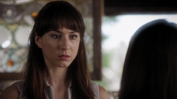 Pretty_Little_Liars_S06E16_Where_Somebody_Waits_for_Me_720p_WEB-DL_DD5_1_H_264-NTb_1036.jpg