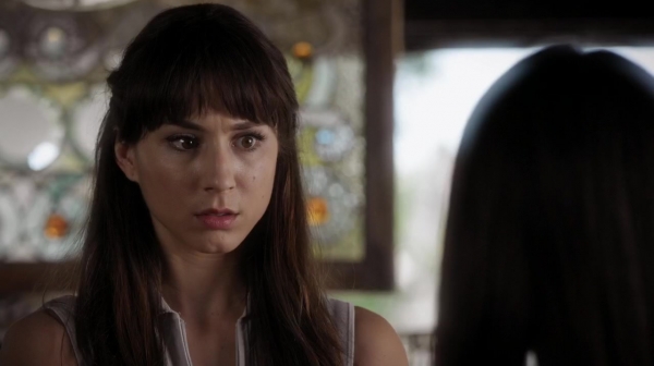 Pretty_Little_Liars_S06E16_Where_Somebody_Waits_for_Me_720p_WEB-DL_DD5_1_H_264-NTb_1060.jpg