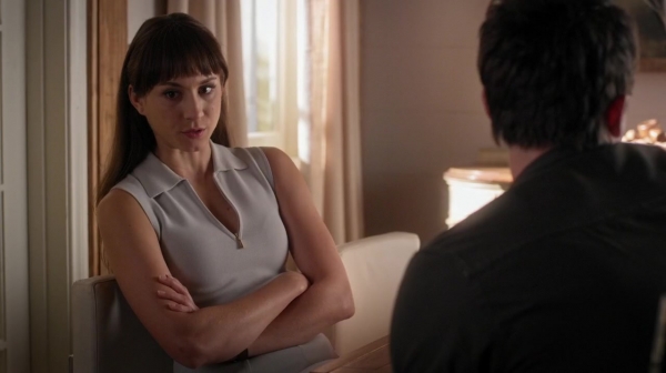 Pretty_Little_Liars_S06E16_Where_Somebody_Waits_for_Me_720p_WEB-DL_DD5_1_H_264-NTb_1281.jpg