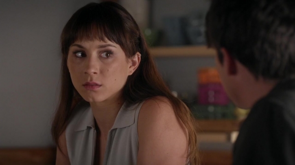 Pretty_Little_Liars_S06E16_Where_Somebody_Waits_for_Me_720p_WEB-DL_DD5_1_H_264-NTb_1335.jpg