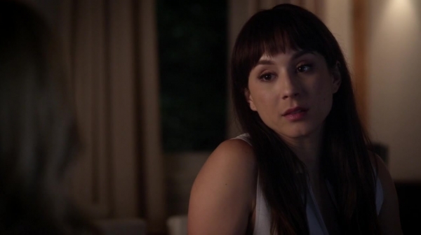 Pretty_Little_Liars_S06E16_Where_Somebody_Waits_for_Me_720p_WEB-DL_DD5_1_H_264-NTb_1838.jpg
