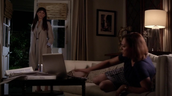 Pretty_Little_Liars_S06E16_Where_Somebody_Waits_for_Me_720p_WEB-DL_DD5_1_H_264-NTb_1906.jpg