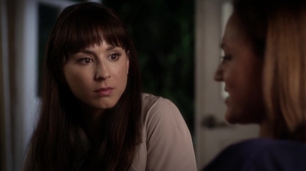 Pretty_Little_Liars_S06E16_Where_Somebody_Waits_for_Me_720p_WEB-DL_DD5_1_H_264-NTb_1998.jpg