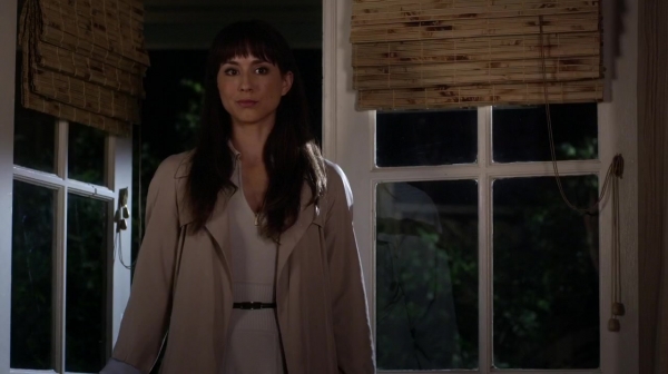 Pretty_Little_Liars_S06E16_Where_Somebody_Waits_for_Me_720p_WEB-DL_DD5_1_H_264-NTb_2034.jpg