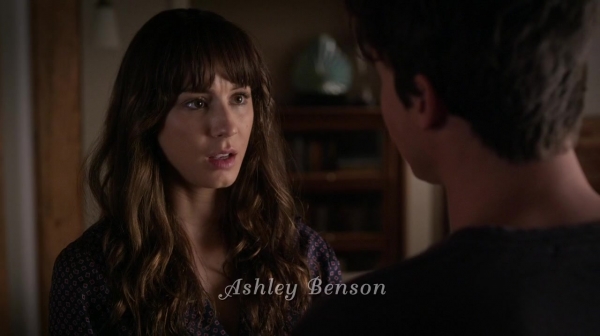 Pretty_Little_Liars_S06E17_We_ve_All_Got_Baggage_720p_WEB-DL_DD5_1_H_264-NTb_0200.jpg