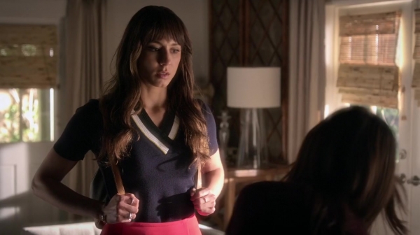 Pretty_Little_Liars_S06E17_We_ve_All_Got_Baggage_720p_WEB-DL_DD5_1_H_264-NTb_0529.jpg