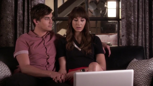 Pretty_Little_Liars_S06E17_We_ve_All_Got_Baggage_720p_WEB-DL_DD5_1_H_264-NTb_1276.jpg