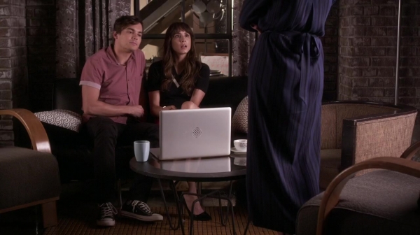 Pretty_Little_Liars_S06E17_We_ve_All_Got_Baggage_720p_WEB-DL_DD5_1_H_264-NTb_1290.jpg