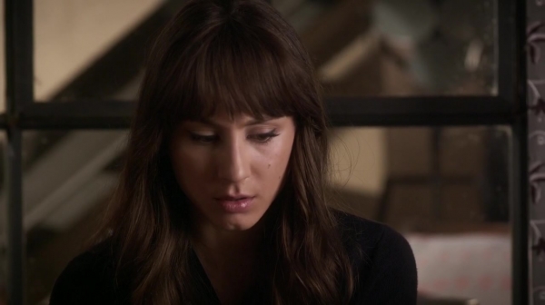 Pretty_Little_Liars_S06E17_We_ve_All_Got_Baggage_720p_WEB-DL_DD5_1_H_264-NTb_1438.jpg