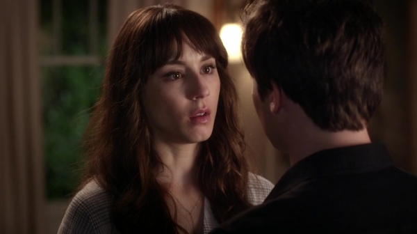 Pretty_Little_Liars_S06E17_We_ve_All_Got_Baggage_720p_WEB-DL_DD5_1_H_264-NTb_2394.jpg