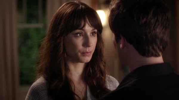 Pretty_Little_Liars_S06E17_We_ve_All_Got_Baggage_720p_WEB-DL_DD5_1_H_264-NTb_2395.jpg