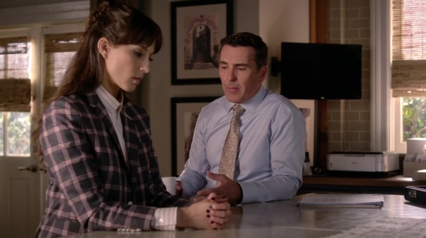 Pretty_Little_Liars_S06E18_Burn_This_720p_WEB-DL_DD5_1_H_264-NTb_0201.jpg